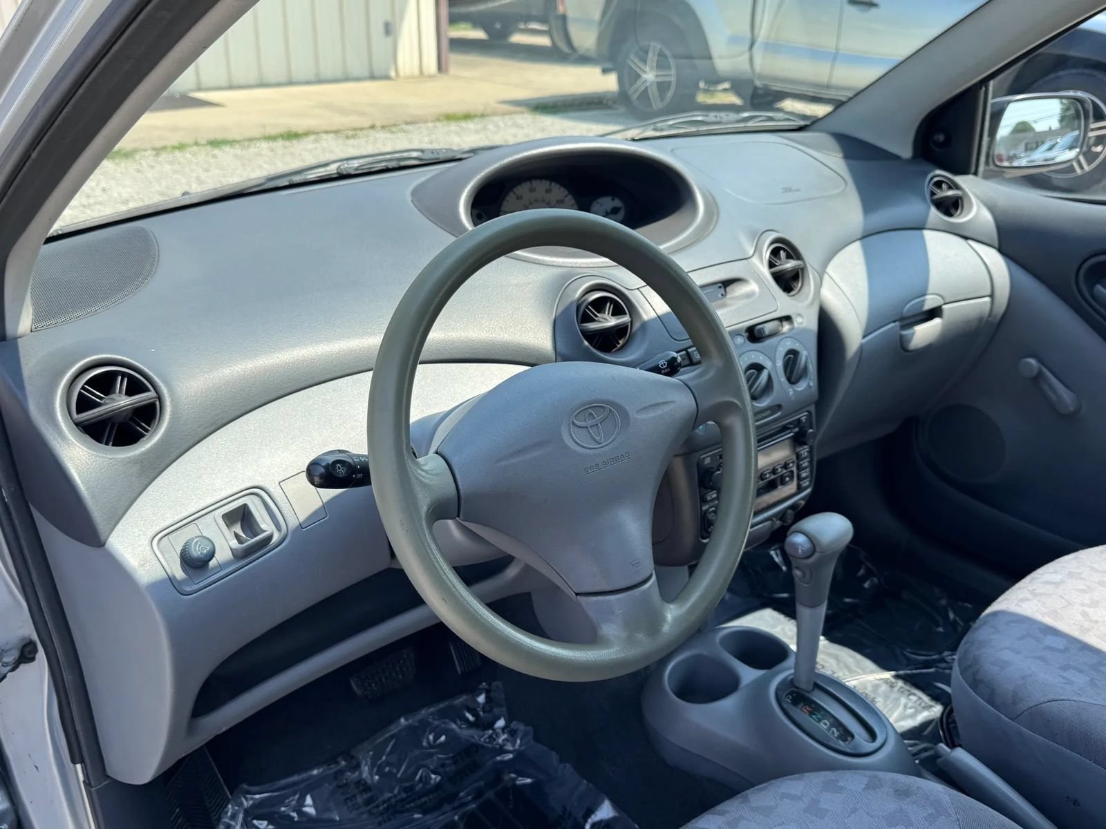 Used 2000 Toyota Echo Sedan FWD image 18