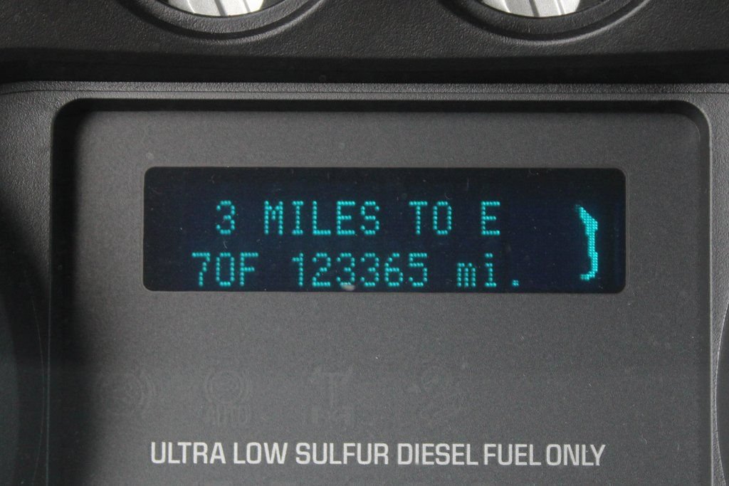 Used 2011 Ford F550 2WD Crew Cab Super Duty w/ Payload Upgrade Pkg image 23