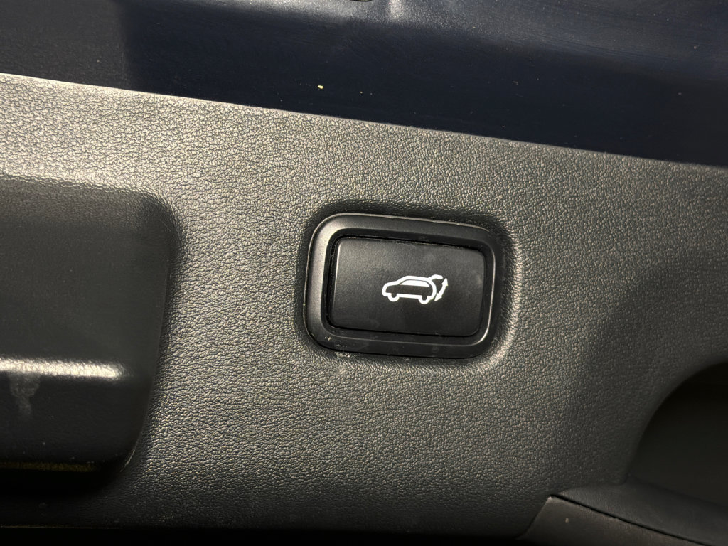 Certified 2023 Kia EV6 Wind w/ Wind Technology Package AWD/4WD image 7
