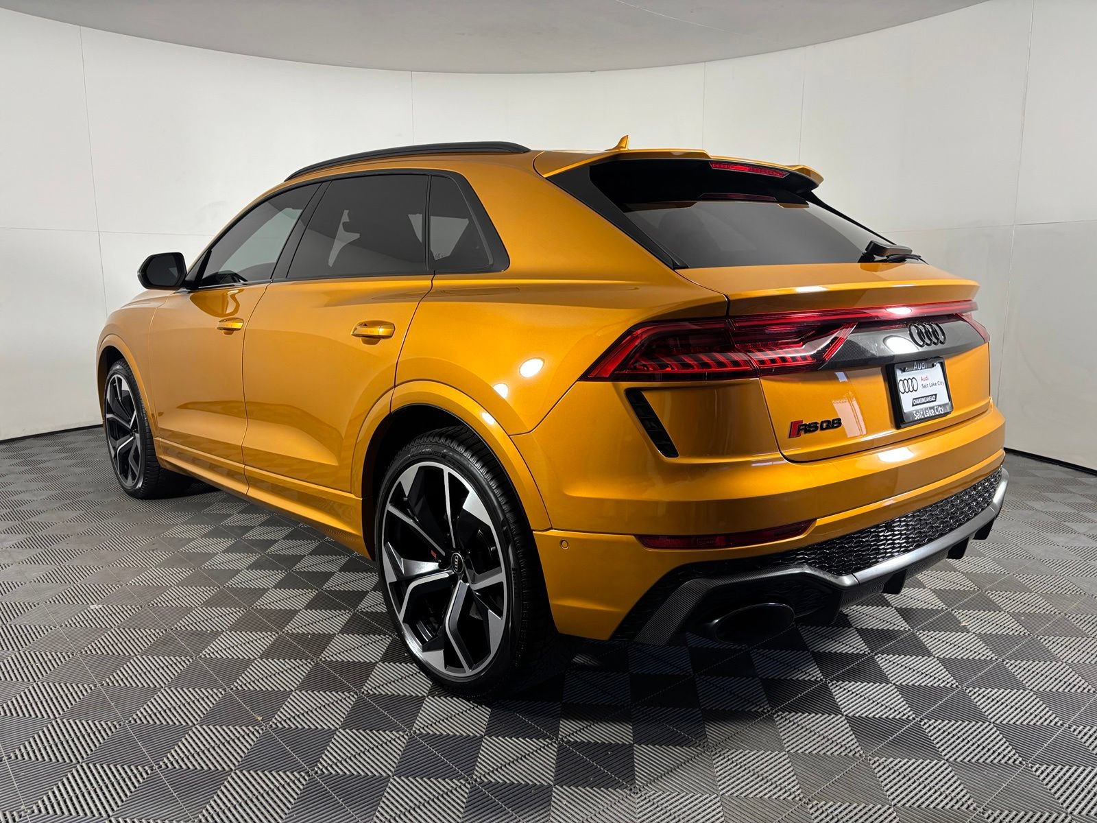 Used 2023 Audi RS Q8 w/ Black Optic Package AWD/4WD image 6