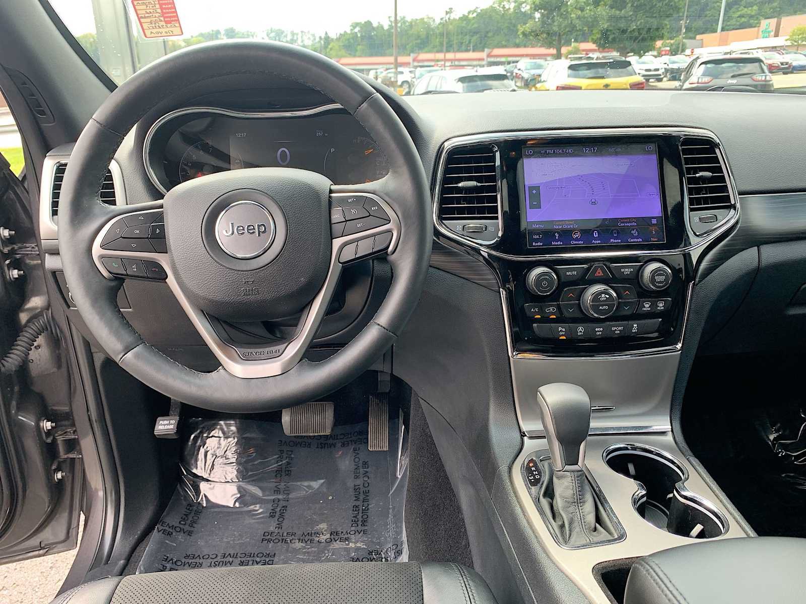 Used 2019 Jeep Grand Cherokee Altitude AWD/4WD image 21