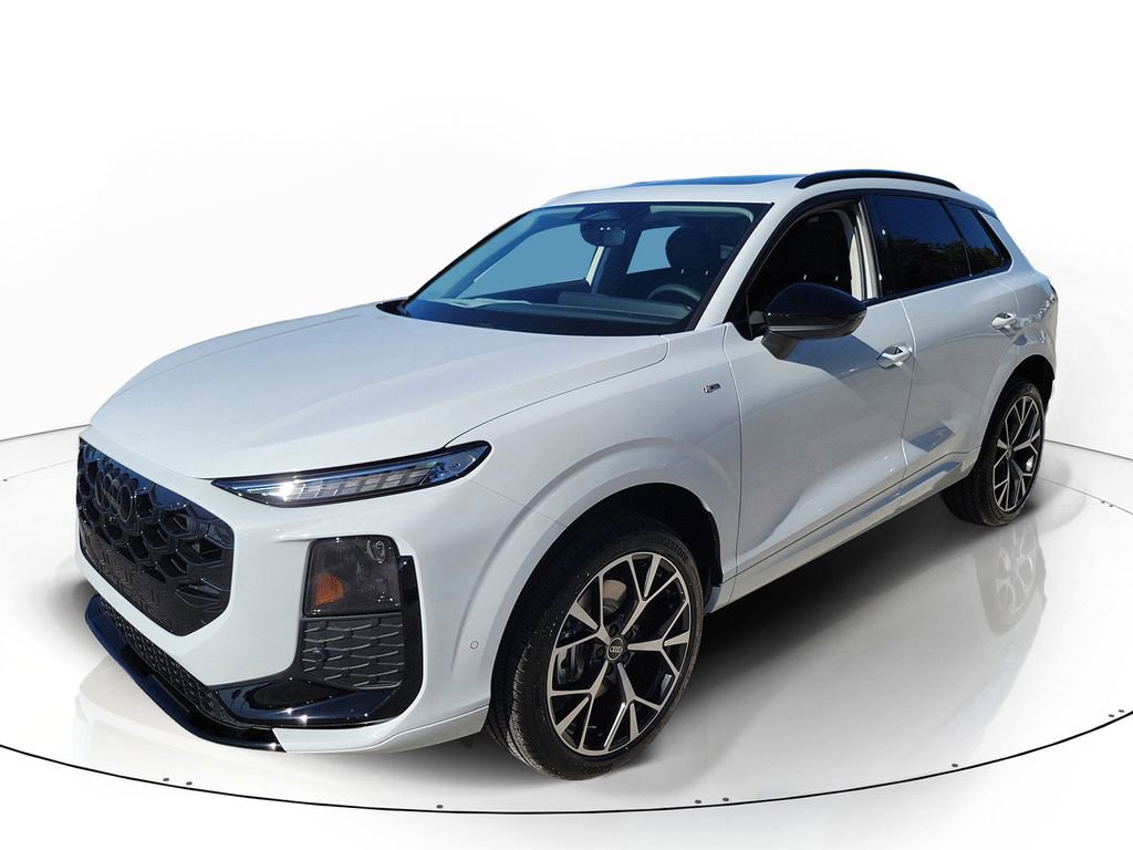 New 2026 Audi Q3 quattro 2.0T AWD/4WD image 2