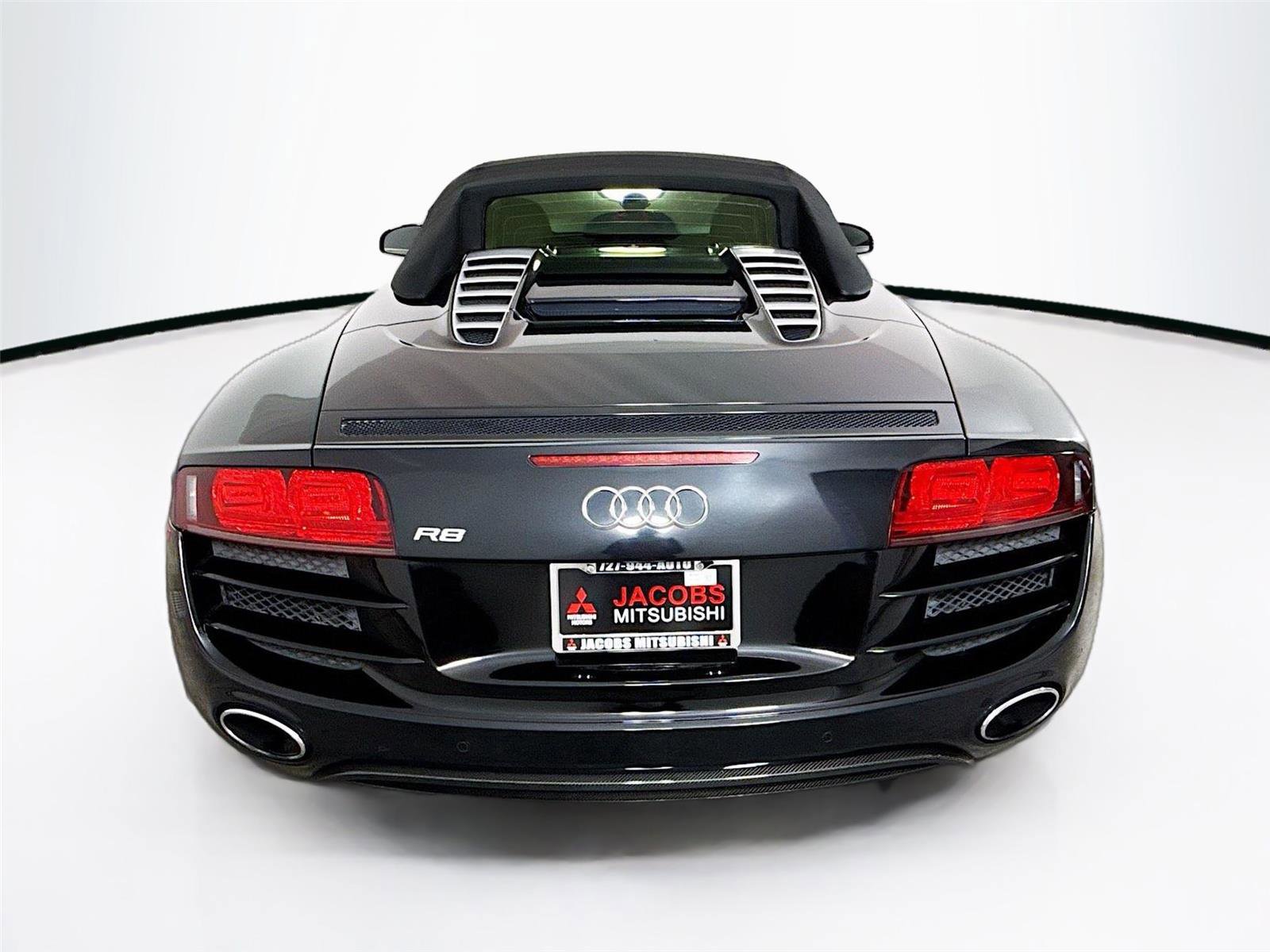 Used 2012 Audi R8 V10 image 20