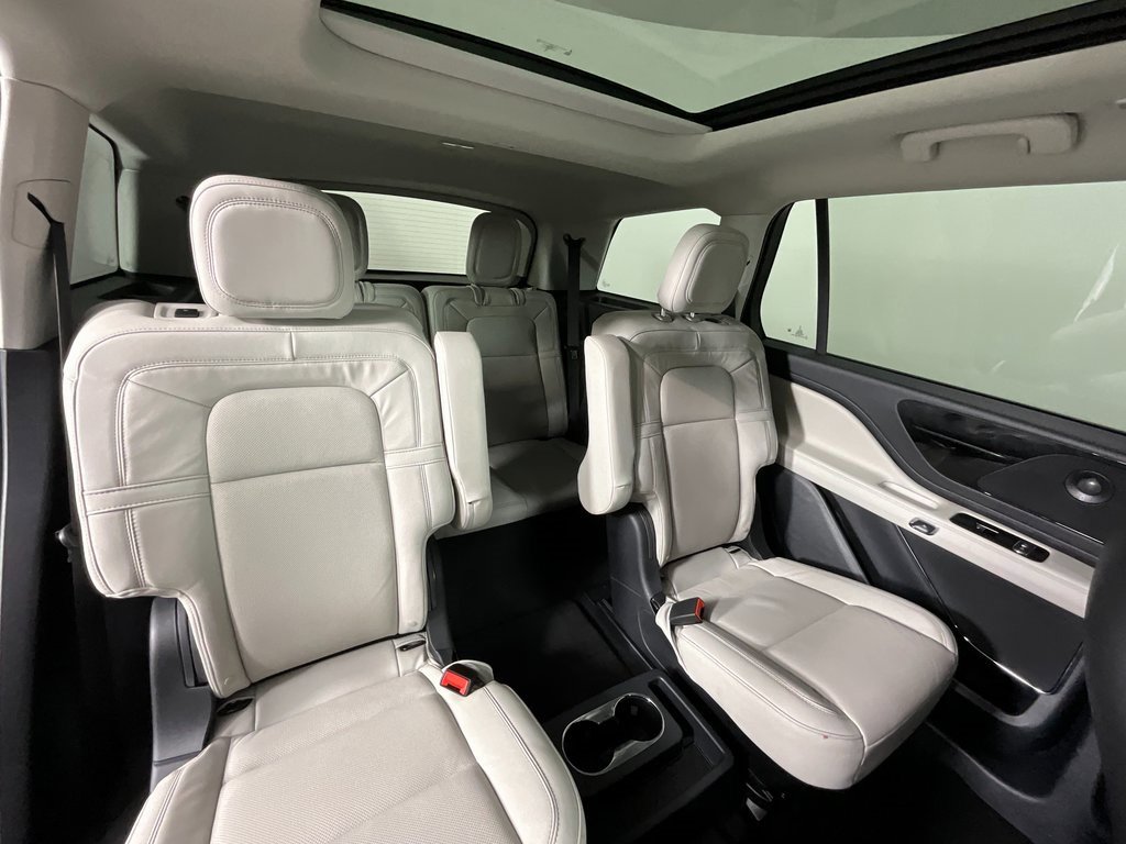 Used 2025 Lincoln Aviator Reserve image 22