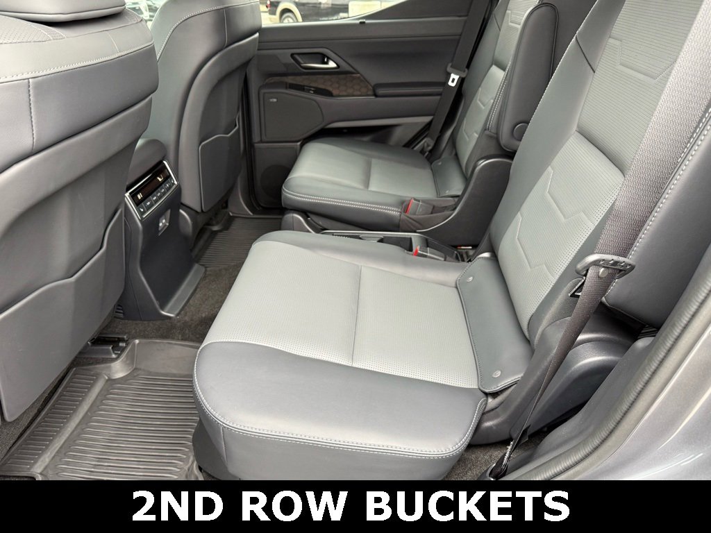 Used 2025 Lexus GX 550 w/ Accessory Package (2T) image 8