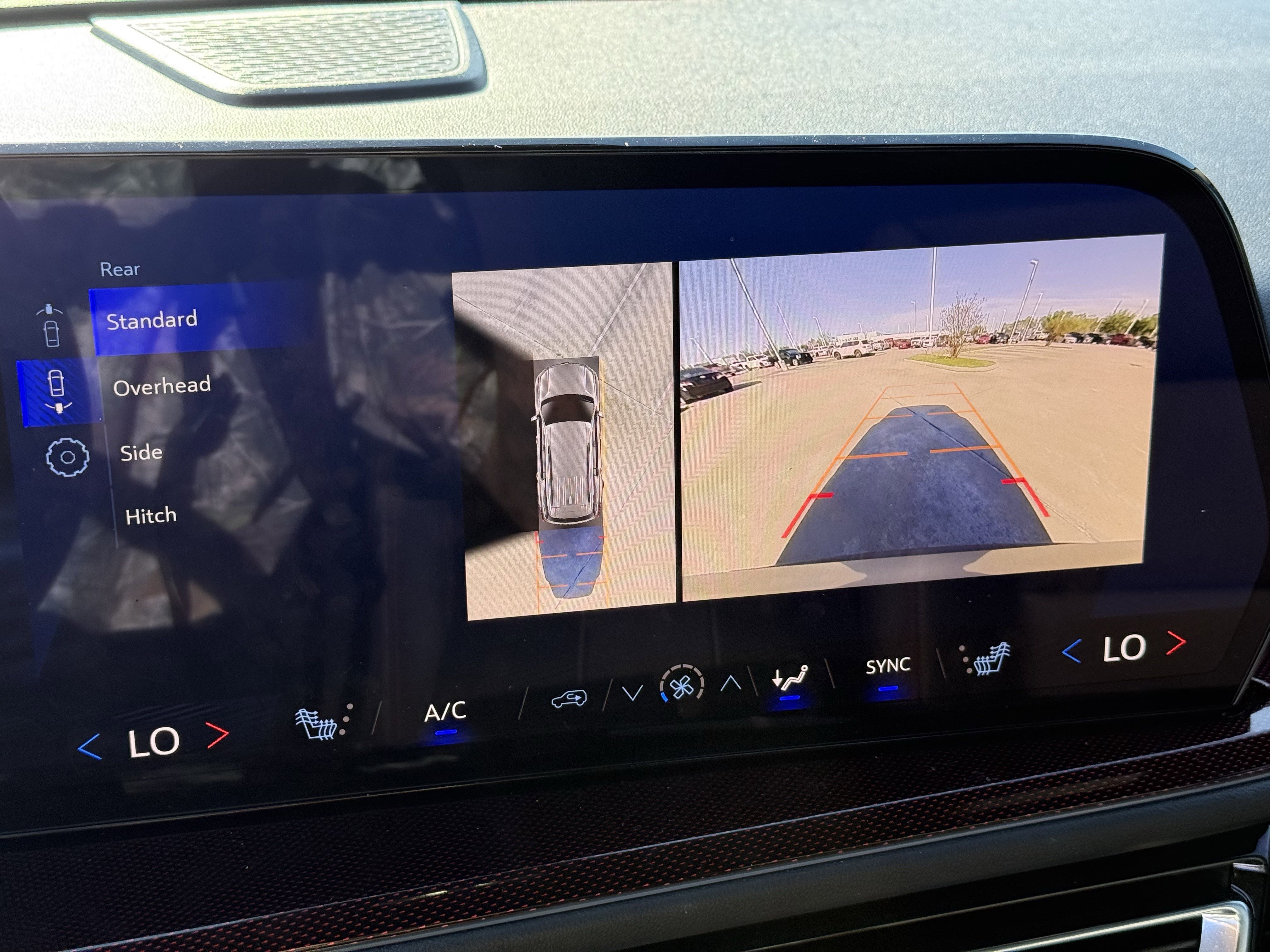 Used 2025 Chevrolet Traverse Z71 w/ Enhanced Driving Package image 21