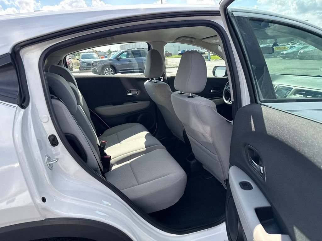 Certified 2021 Honda HR-V LX image 36