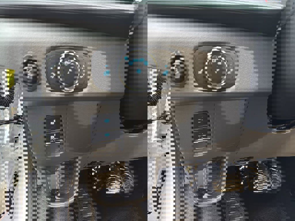 New 2025 Ford Transit 250 Base image 22