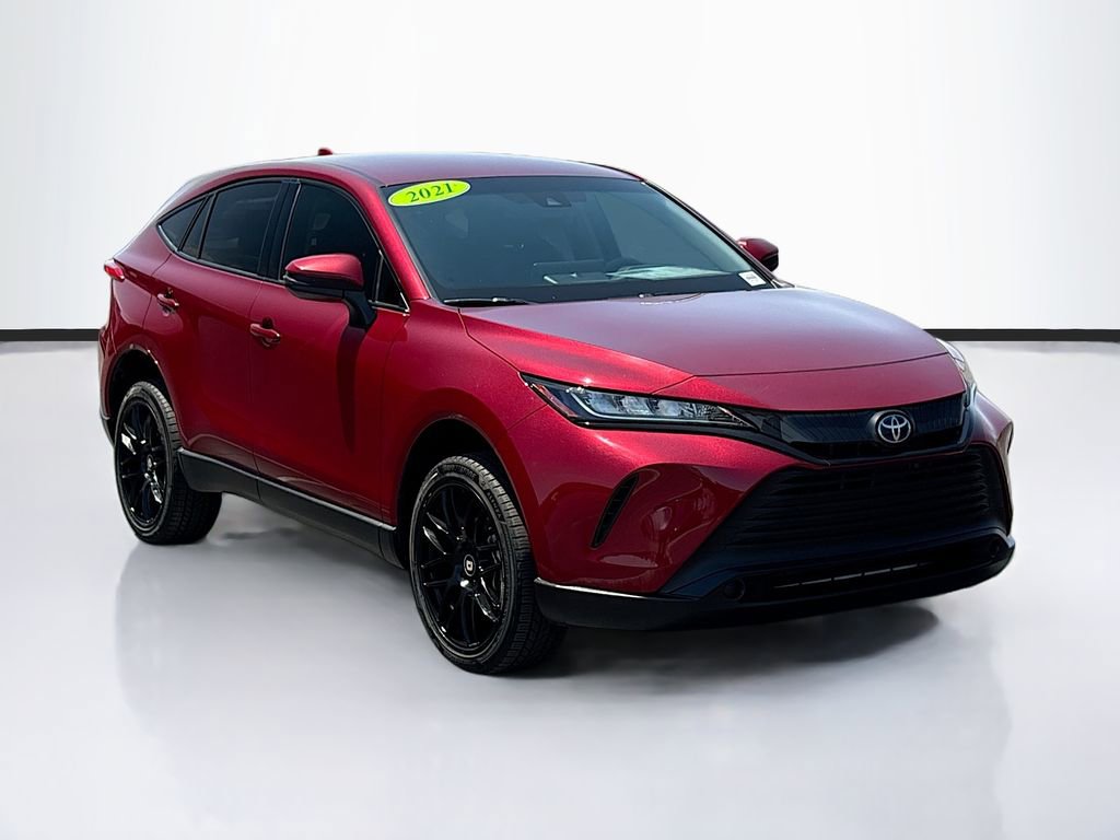 Used 2021 Toyota Venza LE w/ Carpet Mat Package (TMS) AWD/4WD image 3