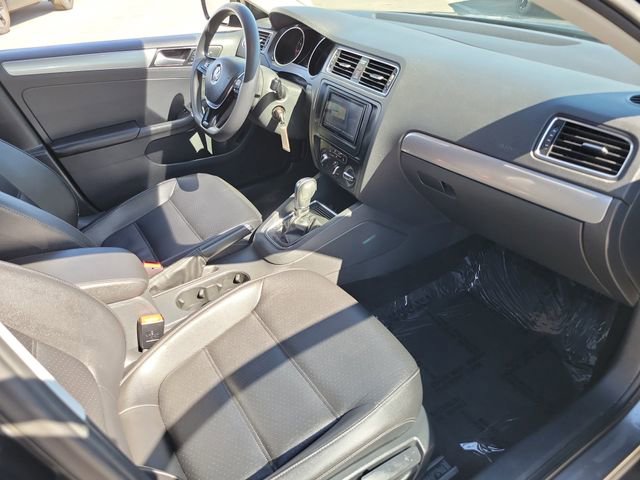 Used 2018 Volkswagen Jetta Wolfsburg Edition image 17