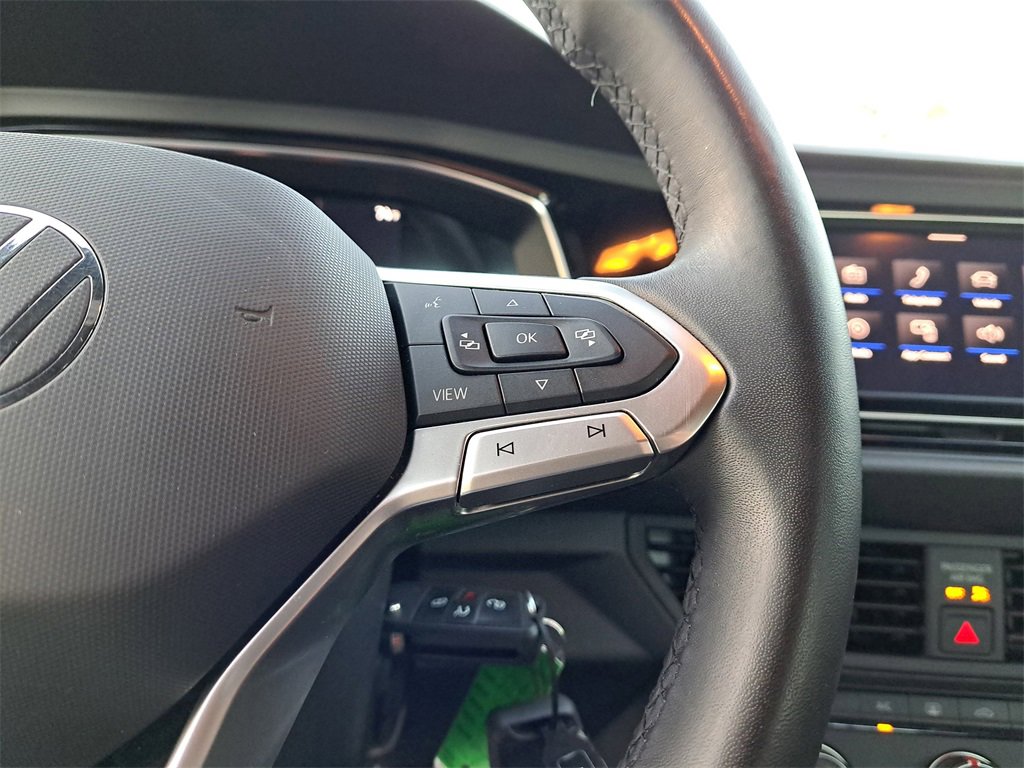 Used 2023 Volkswagen Jetta Sport image 19