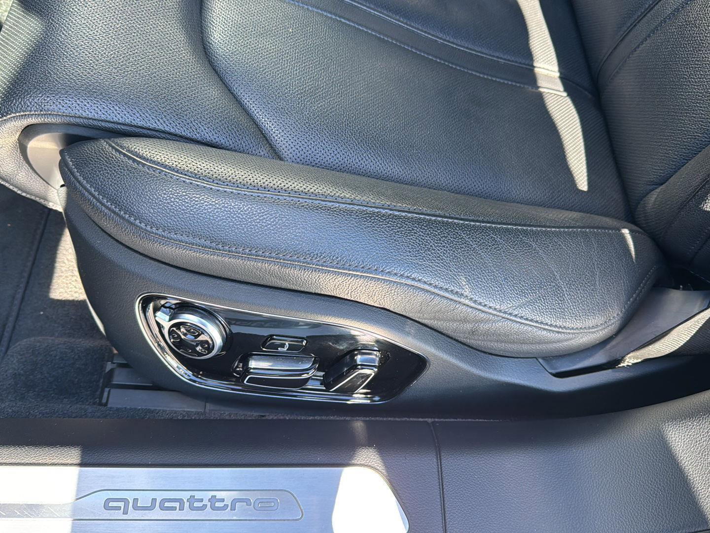 Used 2018 Audi A8 L 3.0T w/ Executive Package image 26