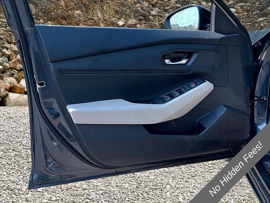 Used 2025 Honda Accord SE image 16