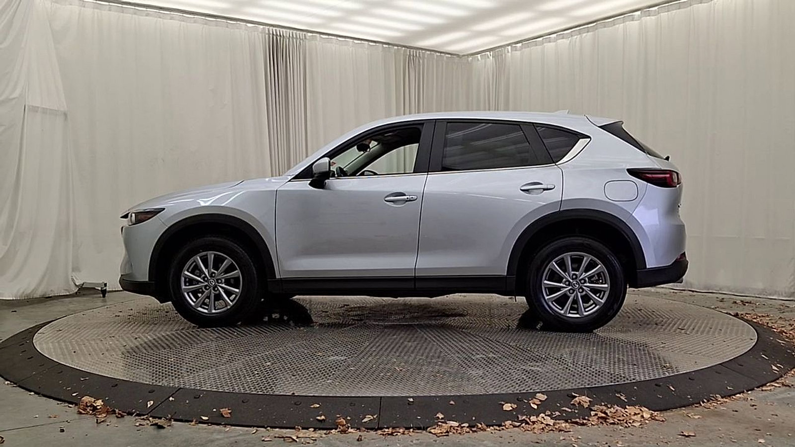 Used 2023 MAZDA CX-5 AWD 2.5 S w/ Select Package image 2