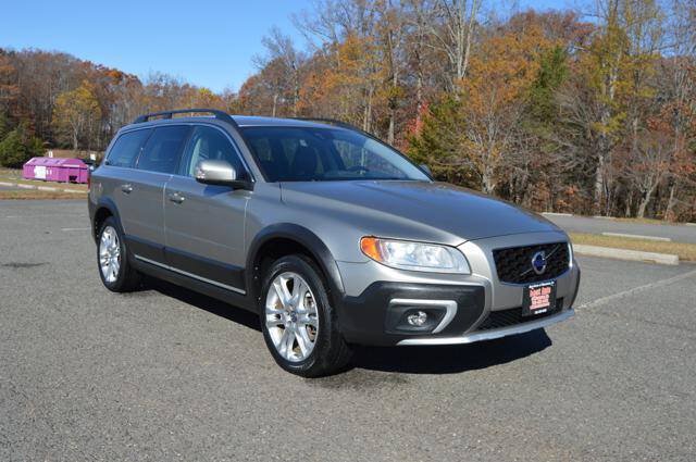 Used 2016 Volvo XC70 T5 Premier w/ Proximity Package FWD image 3