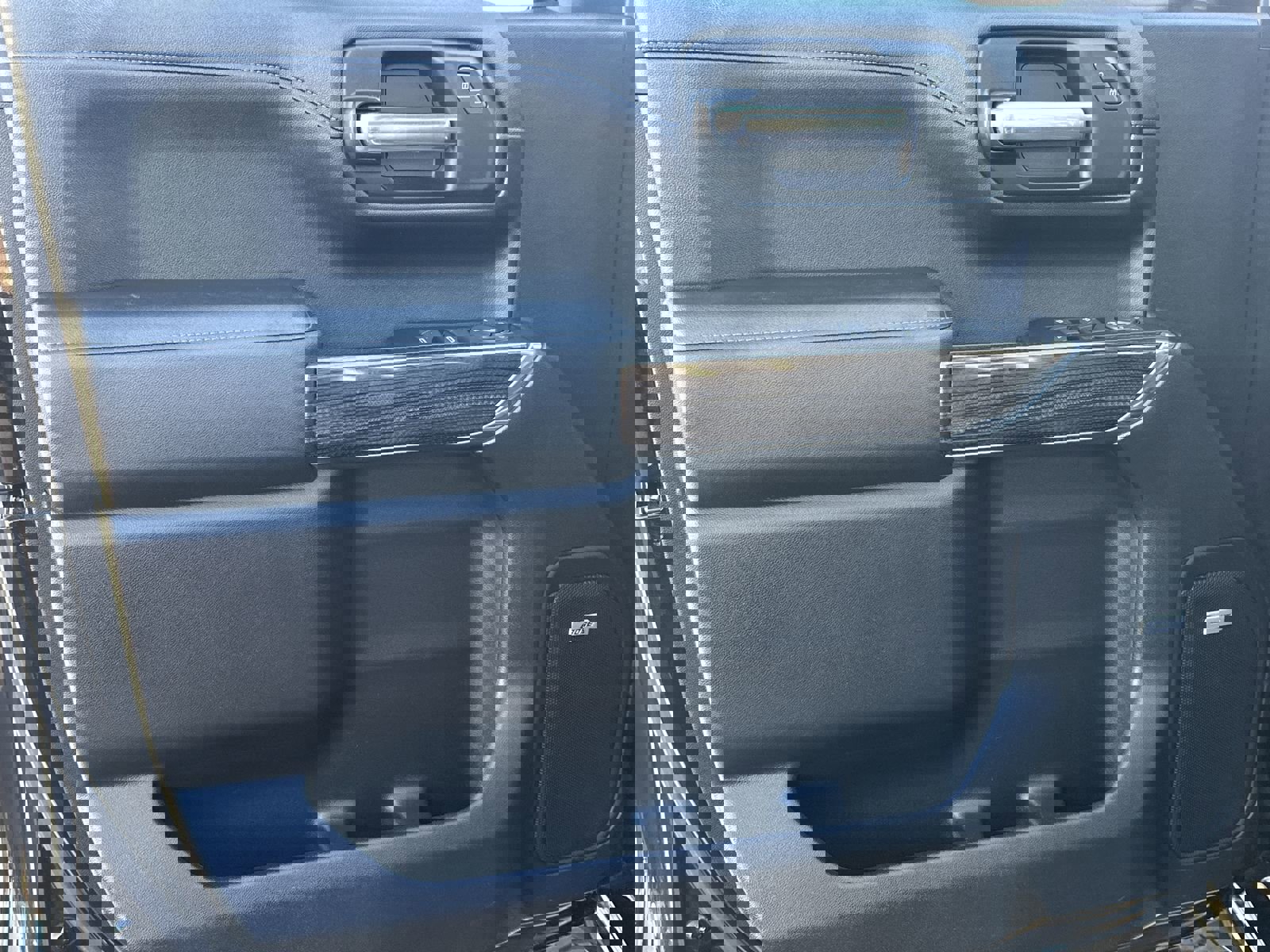 Used 2020 Chevrolet Silverado 1500 RST image 14