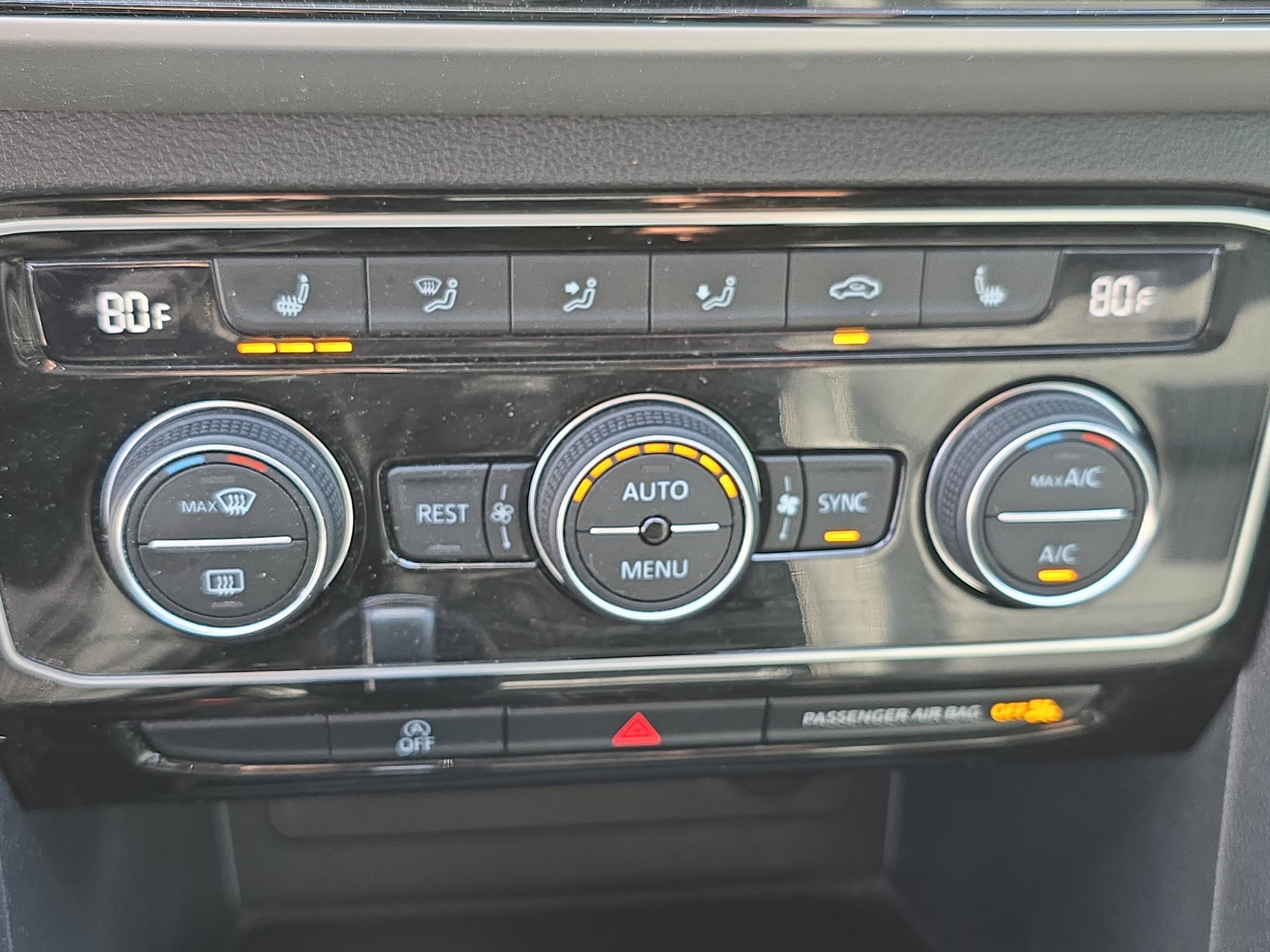 Used 2023 Volkswagen Atlas SE image 23