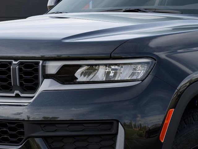 New 2026 Jeep Grand Cherokee Laredo image 10