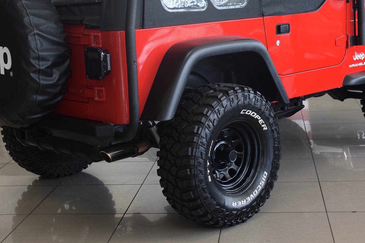 Used 2004 Jeep Wrangler SE AWD/4WD image 19