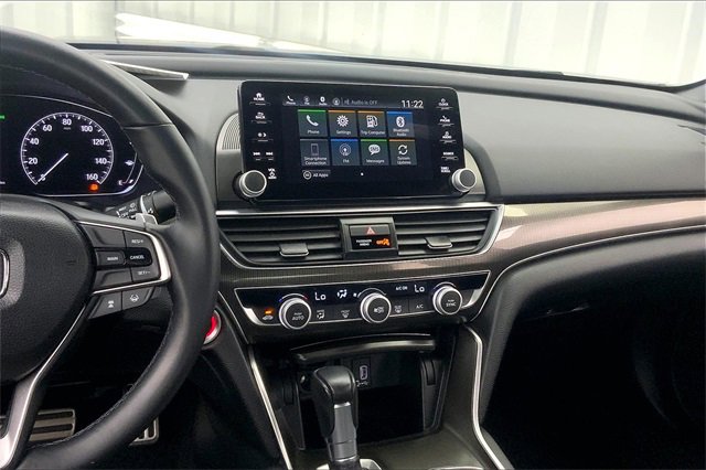 Used 2018 Honda Accord Sport image 6