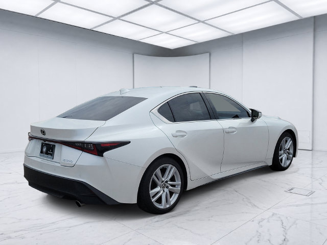 Used 2023 Lexus IS 300 w/ Comfort Package RWD image 4