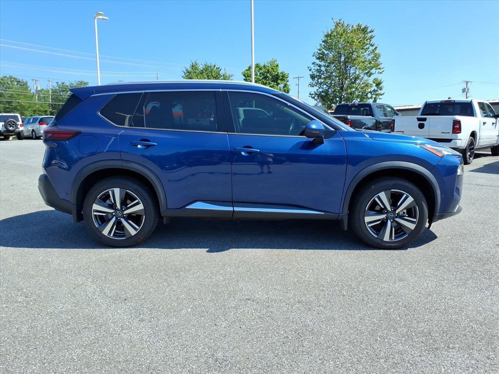 Used 2022 Nissan Rogue SL w/ SL Premium Package FWD image 7