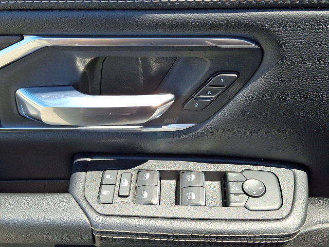 Certified 2026 RAM 1500 Laramie AWD/4WD image 12