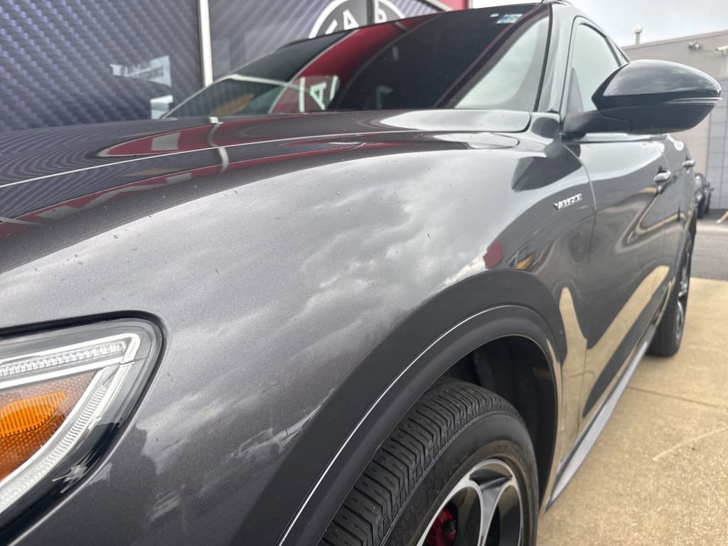 Used 2022 Alfa Romeo Stelvio Veloce image 17