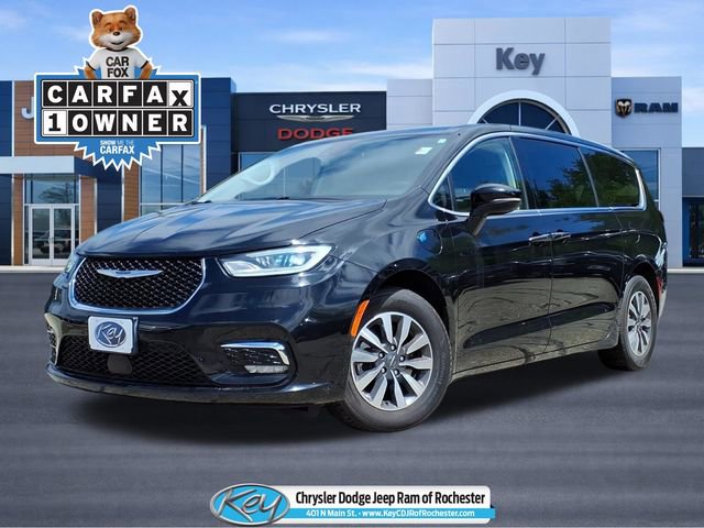 Used 2024 Chrysler Pacifica Limited FWD video 1