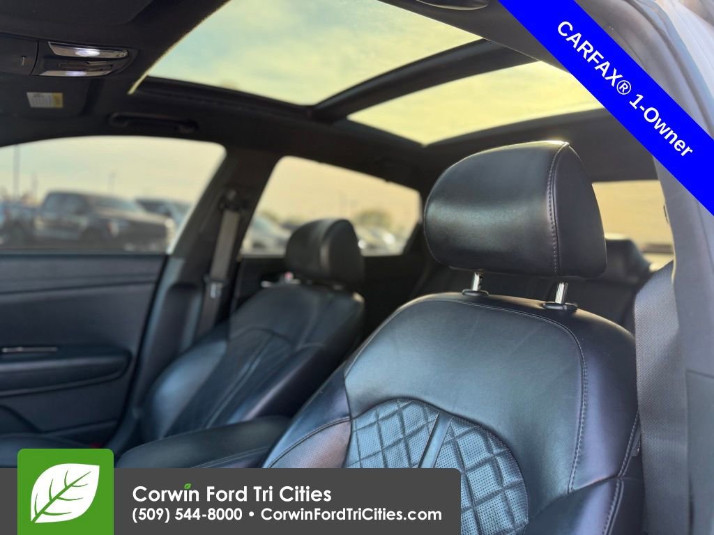 Used 2019 Kia Optima SX w/ SX Limited (Black) Package image 4