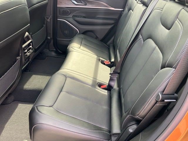 New 2026 Jeep Grand Cherokee Limited AWD/4WD image 25