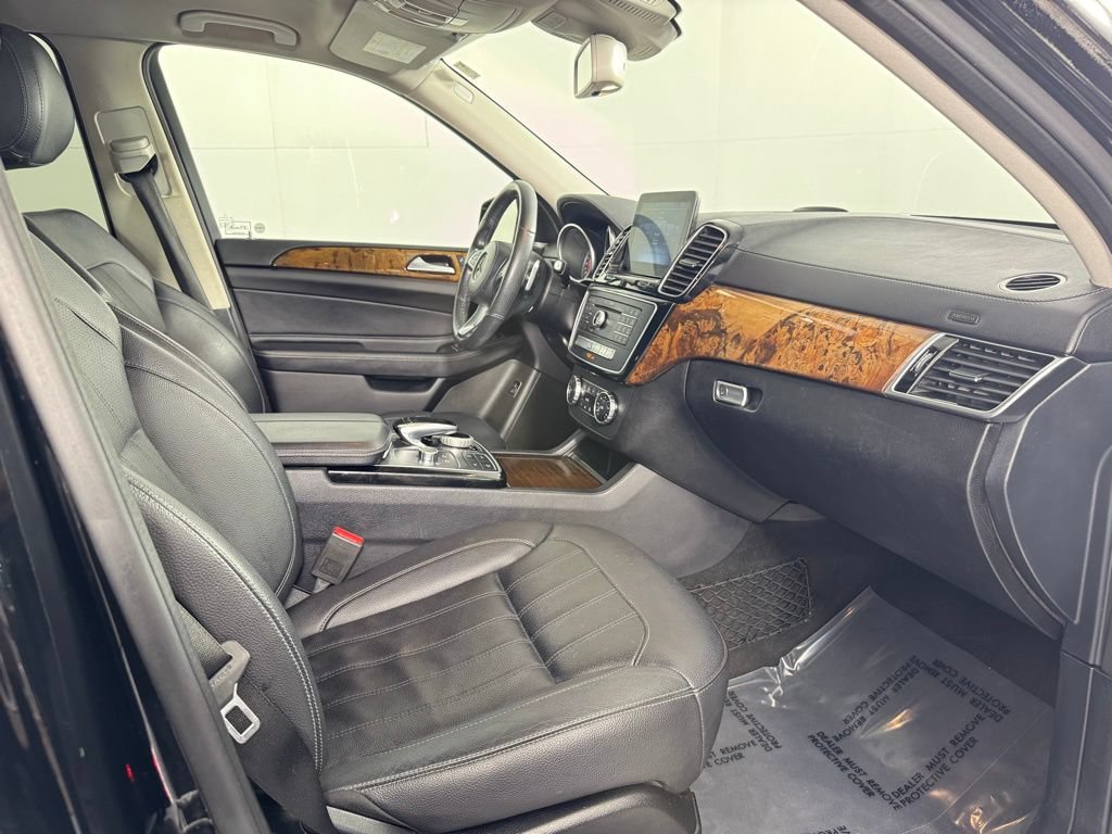 Used 2017 Mercedes-Benz GLS 450 4MATIC image 23