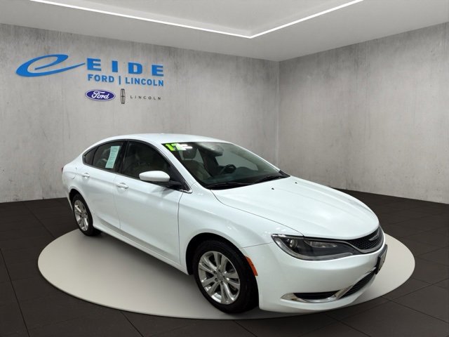 Used 2017 Chrysler 200 Limited Platinum w/ Comfort & Convenience Group image 1