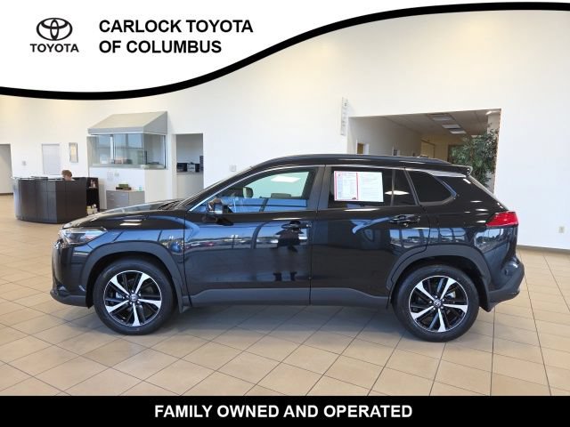 Used 2023 Toyota Corolla Cross AWD Hybrid w/ Convenience Package image 3