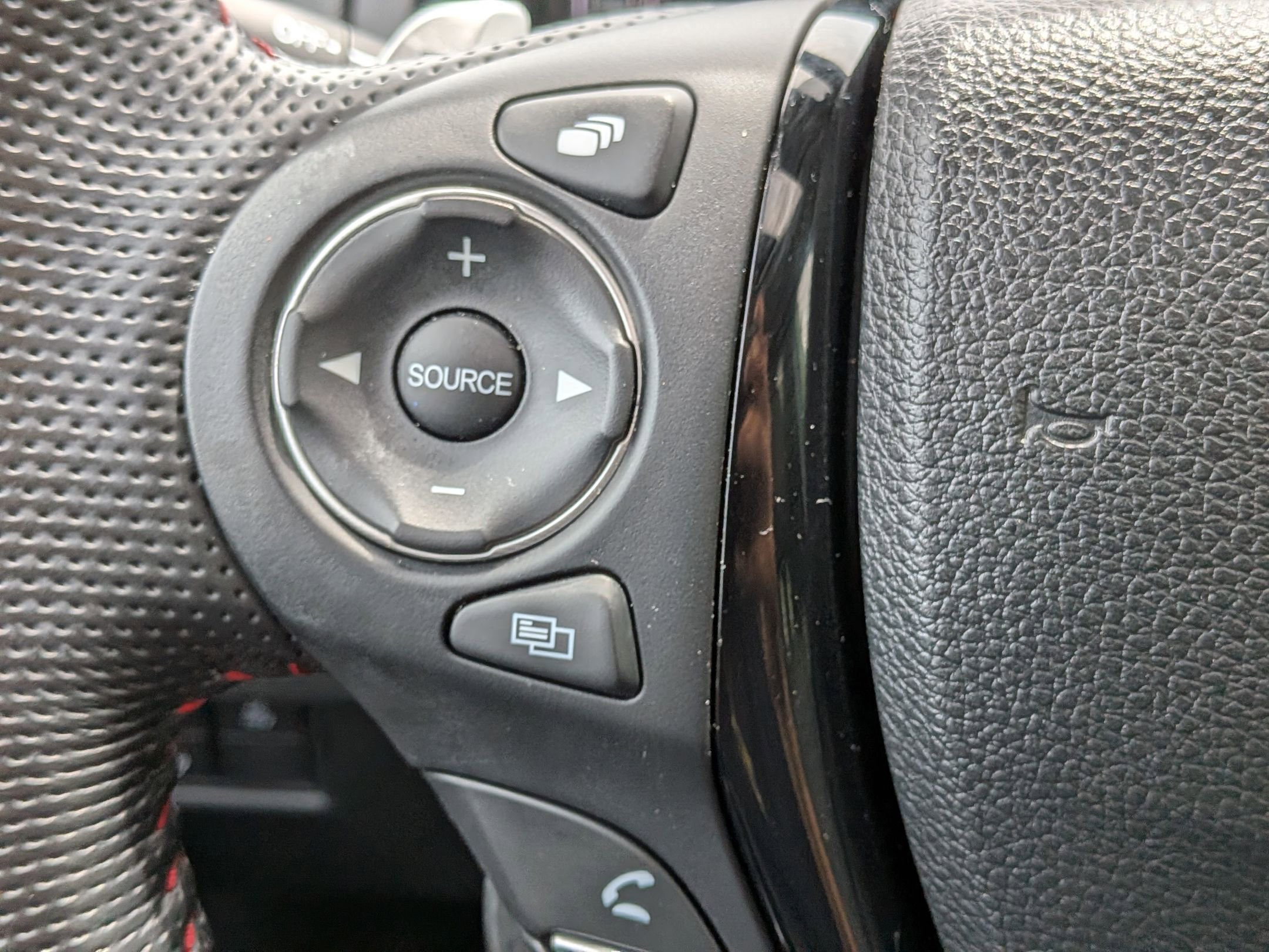 Used 2023 Honda Ridgeline Black Edition image 14