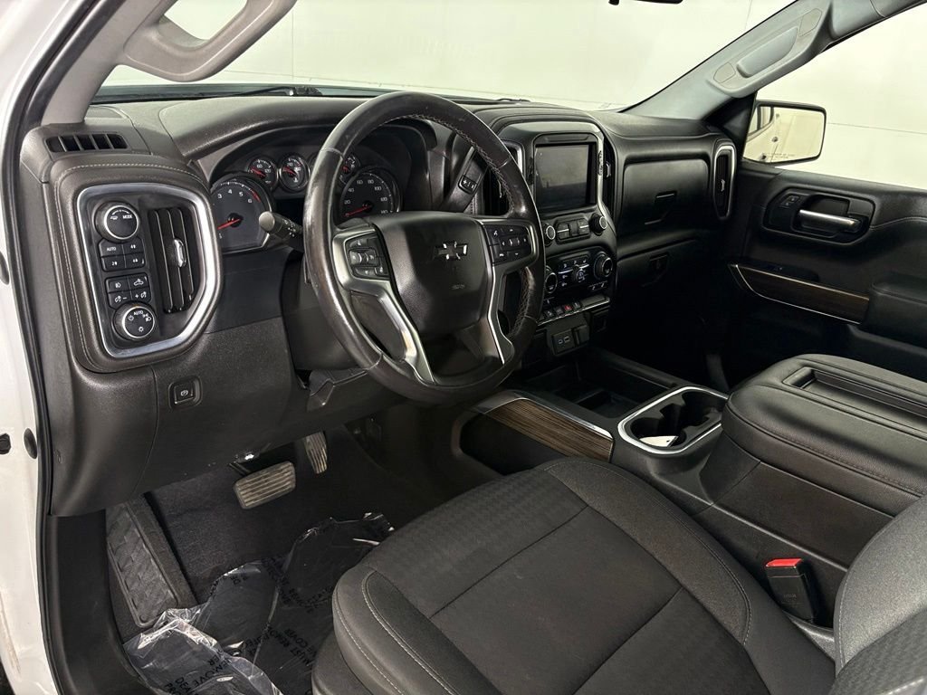 Used 2022 Chevrolet Silverado 1500 LT Trail Boss AWD/4WD image 16