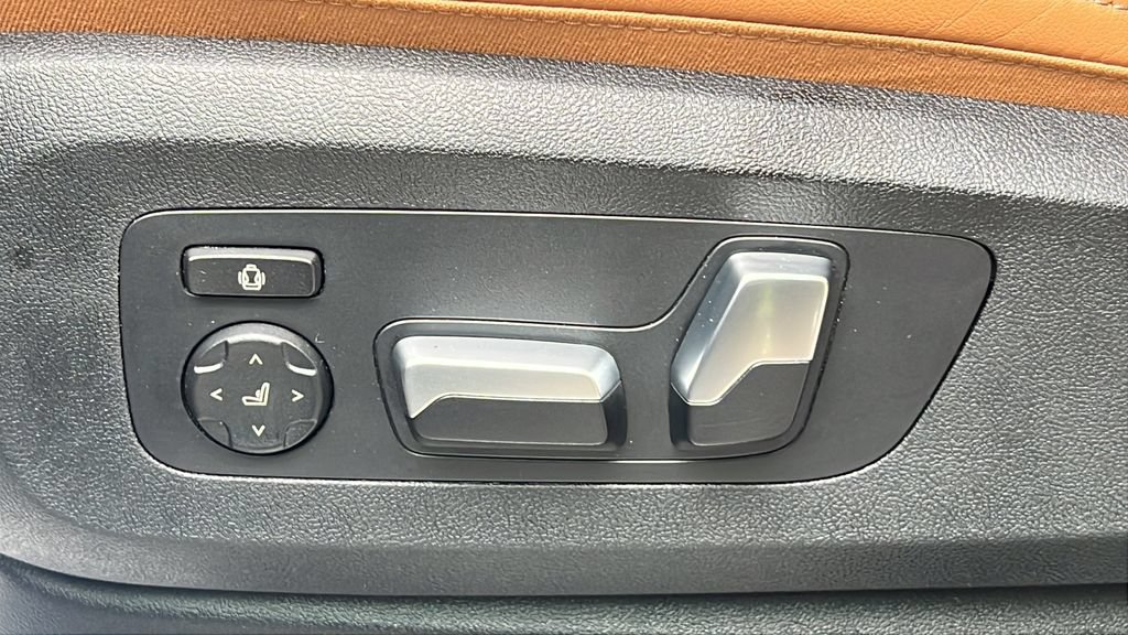 Used 2026 BMW X5 xDrive40i AWD/4WD image 15
