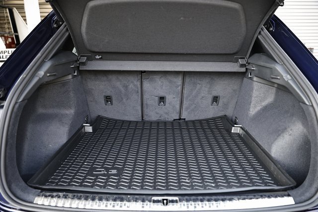 Certified 2025 Audi Q3 2.0T Premium w/ Convenience Package image 29