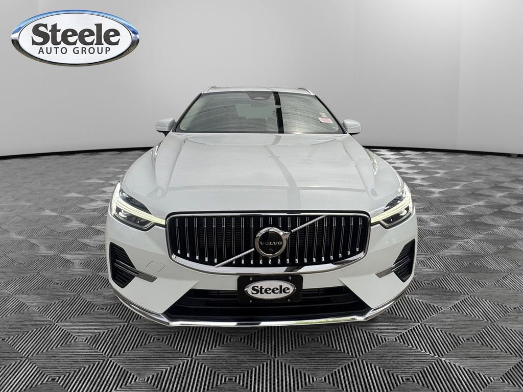 Used 2023 Volvo XC60 T8 Plus AWD/4WD image 8