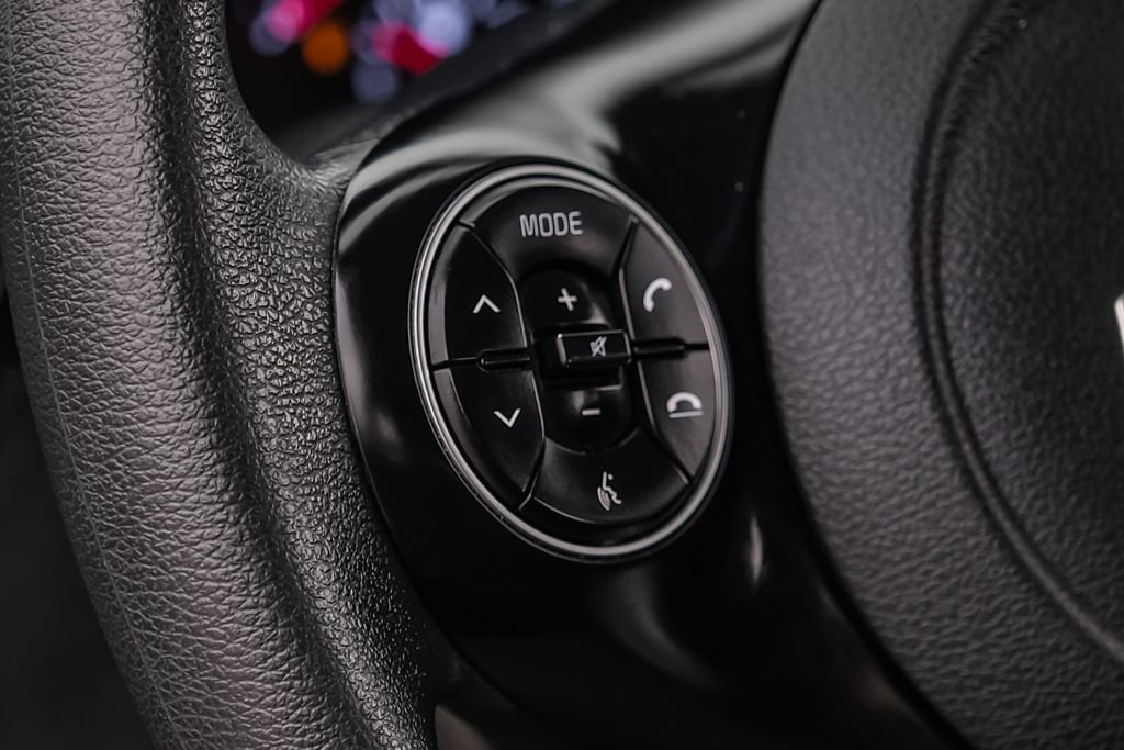 Used 2022 Kia Soul LX w/ Technology Package FWD image 18