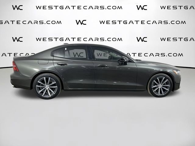 Used 2022 Volvo S60 B5 Momentum w/ Premium Package image 44