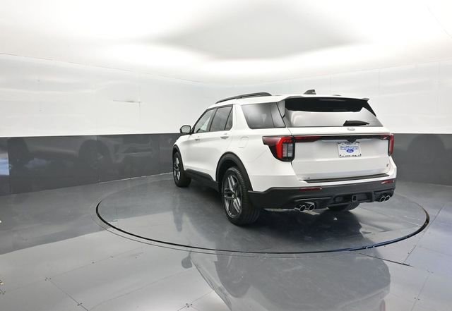 New 2026 Ford Explorer ST w/ Sun And Sound Package image 5