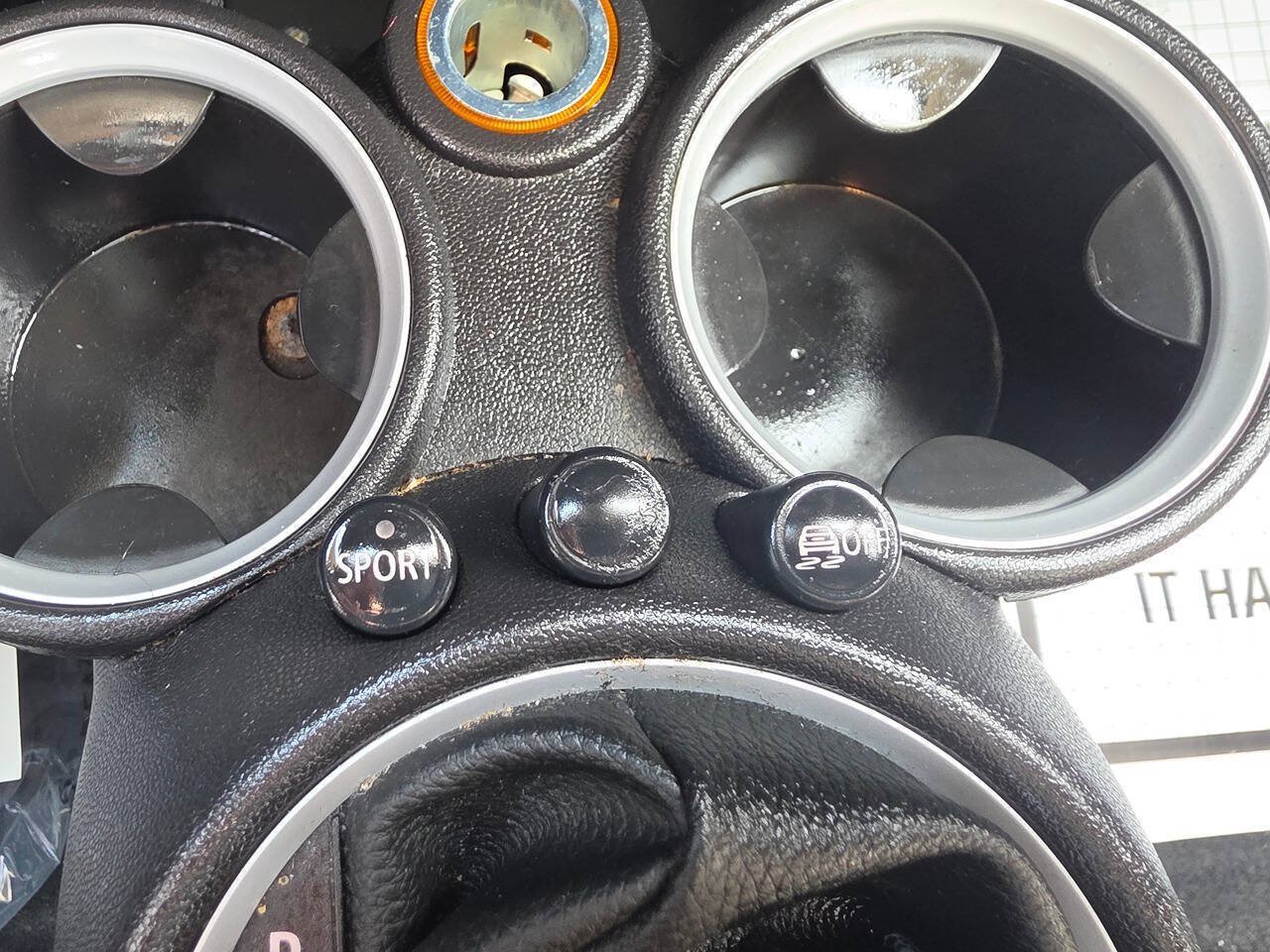 Used 2011 MINI Cooper Hardtop FWD image 24