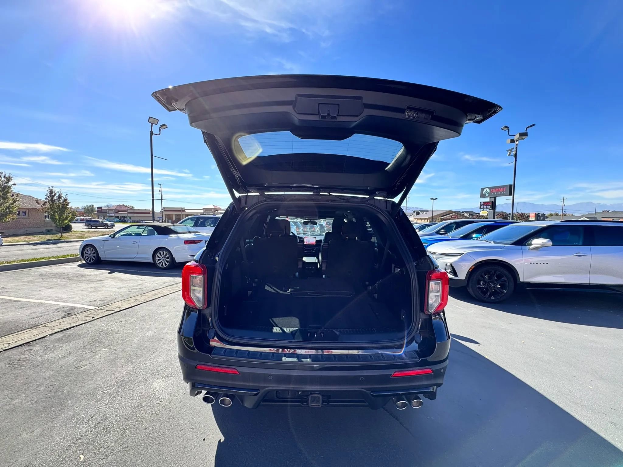 Used 2021 Ford Explorer ST image 29