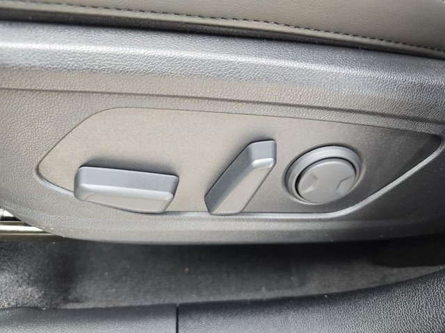 Used 2025 Kia Sorento S w/ Panoramic Sunroof Package image 19