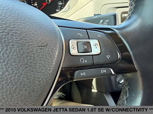 Used 2015 Volkswagen Jetta SE FWD image 25