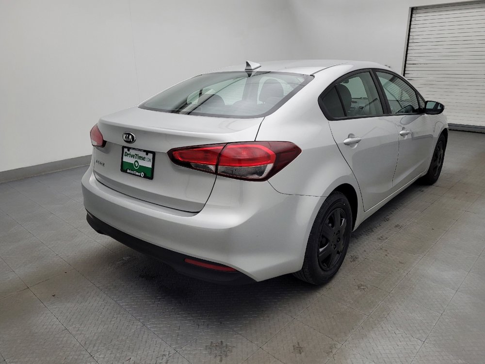 Used 2018 Kia Forte LX w/ LX Popular Package image 9