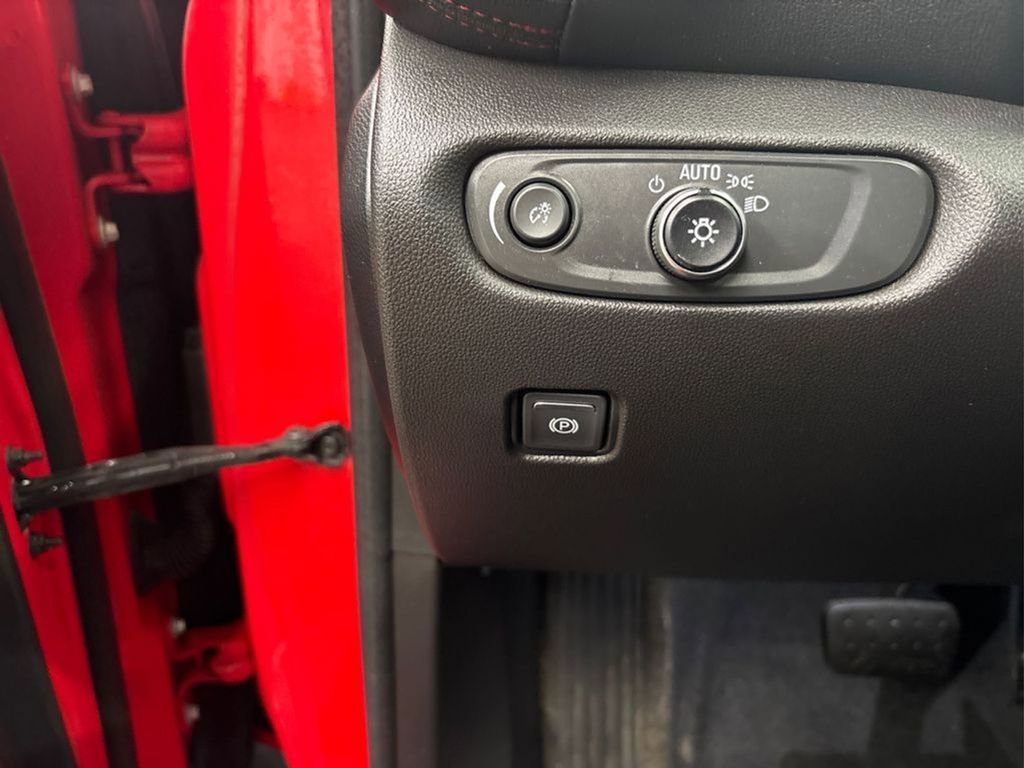 Used 2023 Chevrolet Blazer RS w/ Driver Confidence II Package image 29