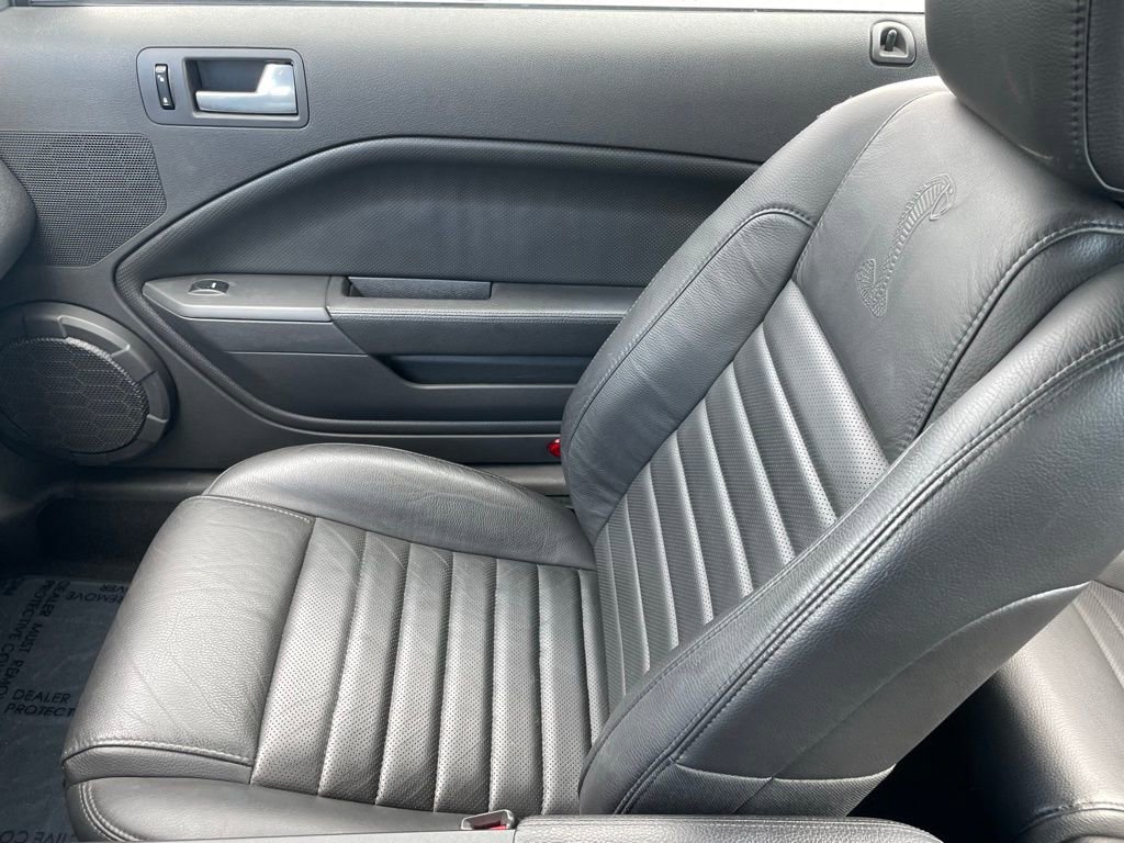 Used 2008 Ford Mustang Shelby GT500 RWD image 13