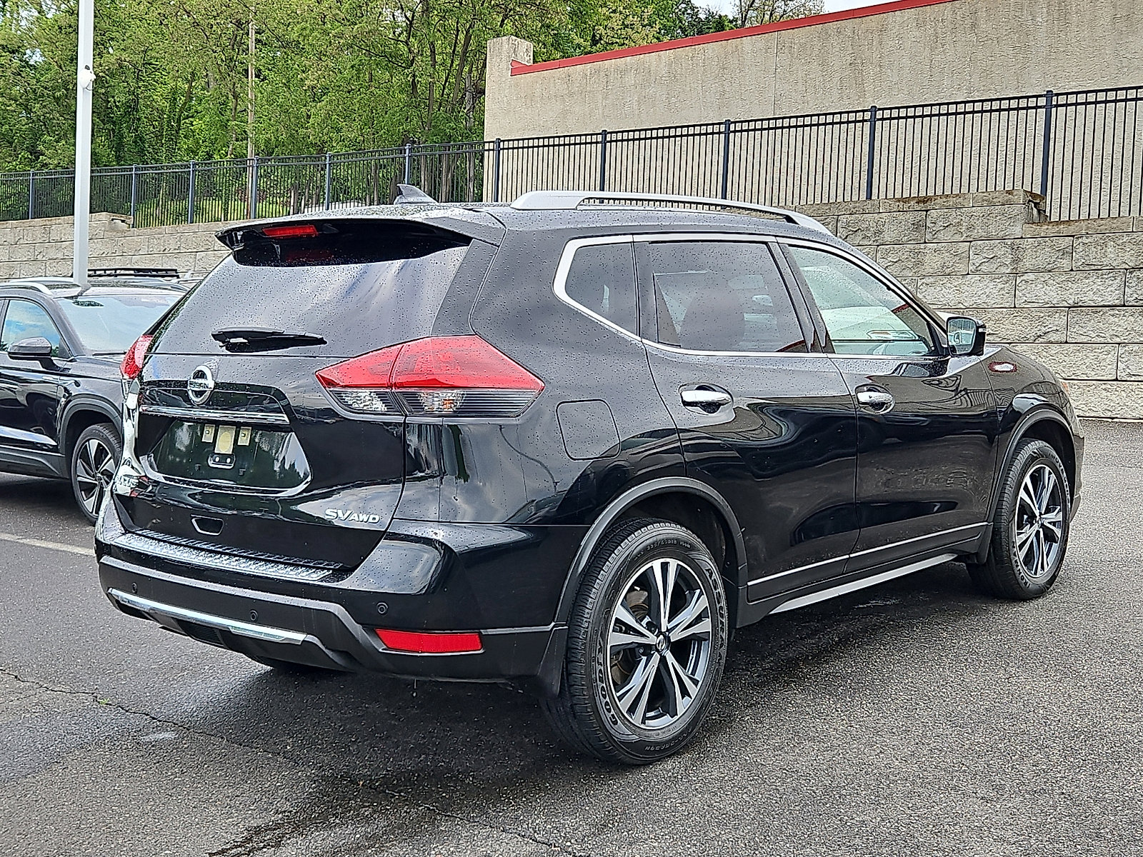 Certified 2020 Nissan Rogue SV w/ Premium Package AWD/4WD image 6
